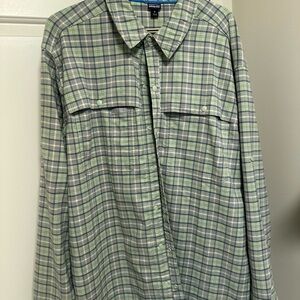 Patagonia Men's Plaid Button-Up Shirt in Light Green and Gray